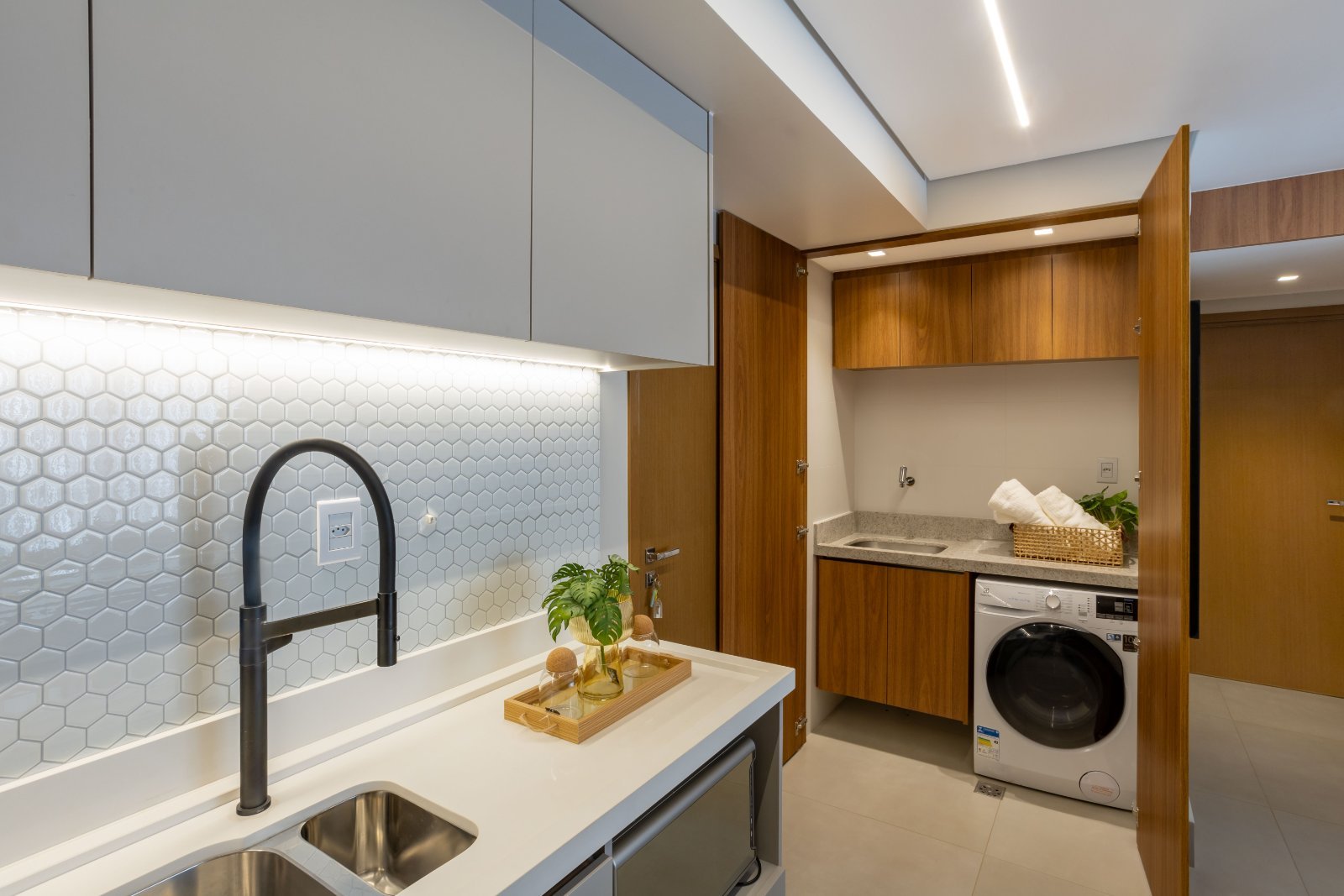 2024-10-09_CITY-AZURE602-SalaCozinha (200)-1600×1067