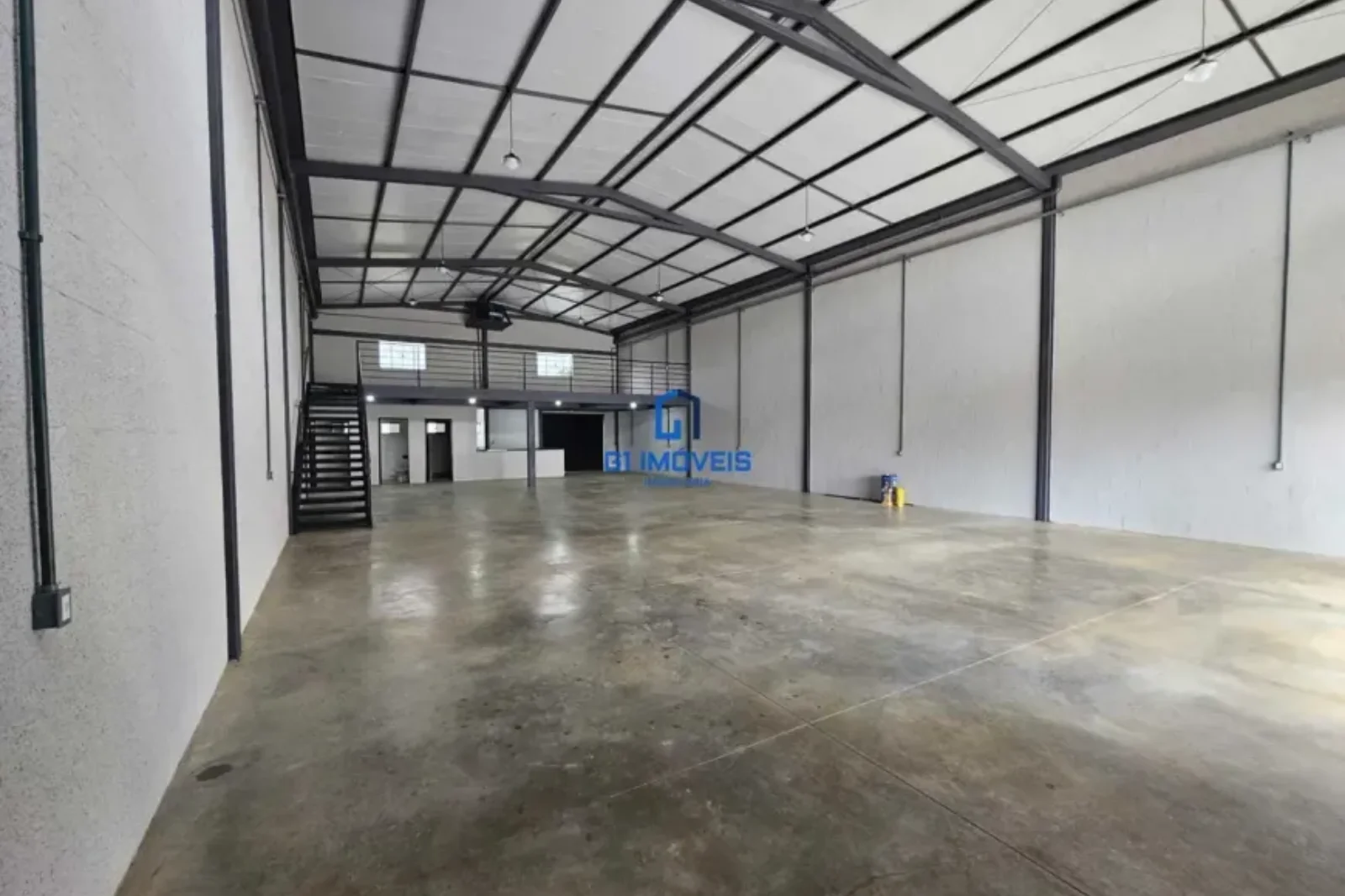 galpao-deposito-armazem-para-alugar-354m-no-residencial-canada-goiania (3)-1600×1067