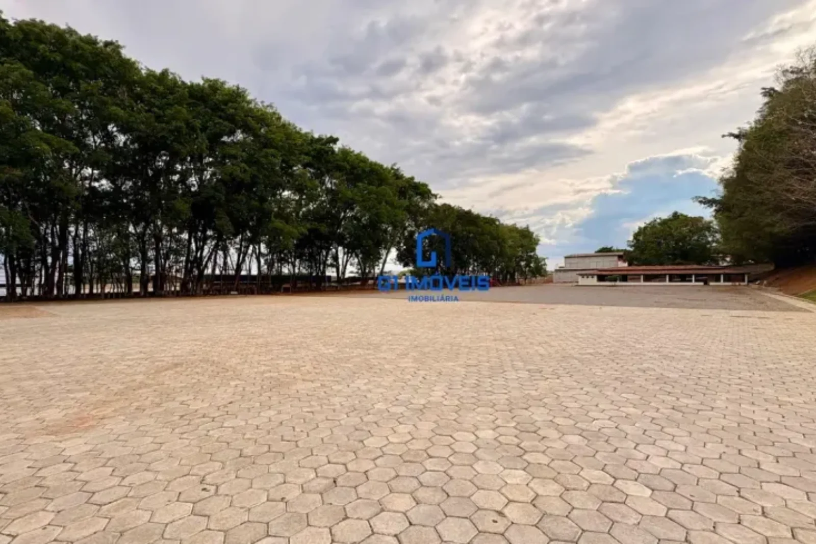 galpao-deposito-armazem-para-alugar-9166m-no-parque-karaja-aparecida-de-goiania (2)-1600×1067