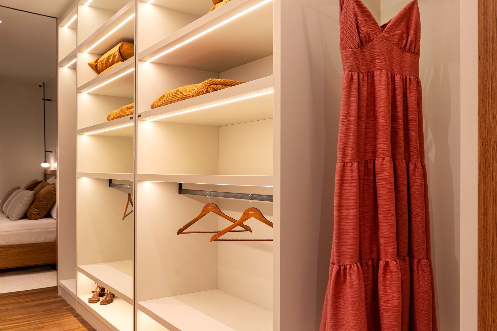 MARISTA 262 CLOSET1-1600×1067