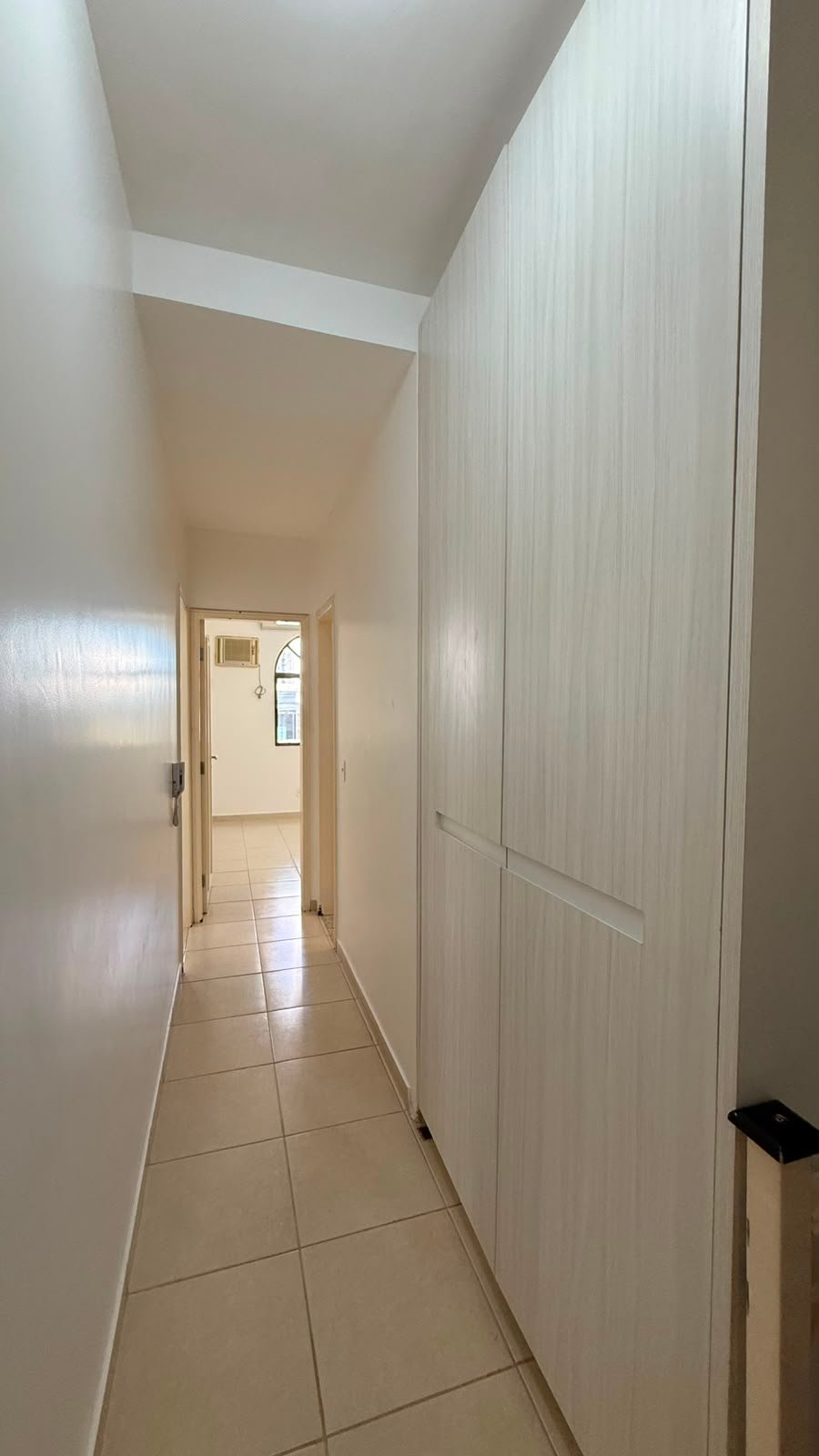 09-CORREDOR COM ROPEIRO